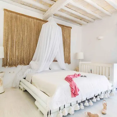 Karkos Mykonos Town